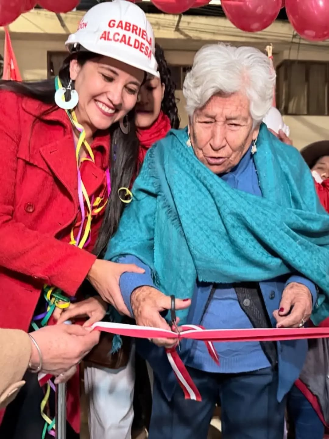 Inauguración del local de campaña en Wanchaq
